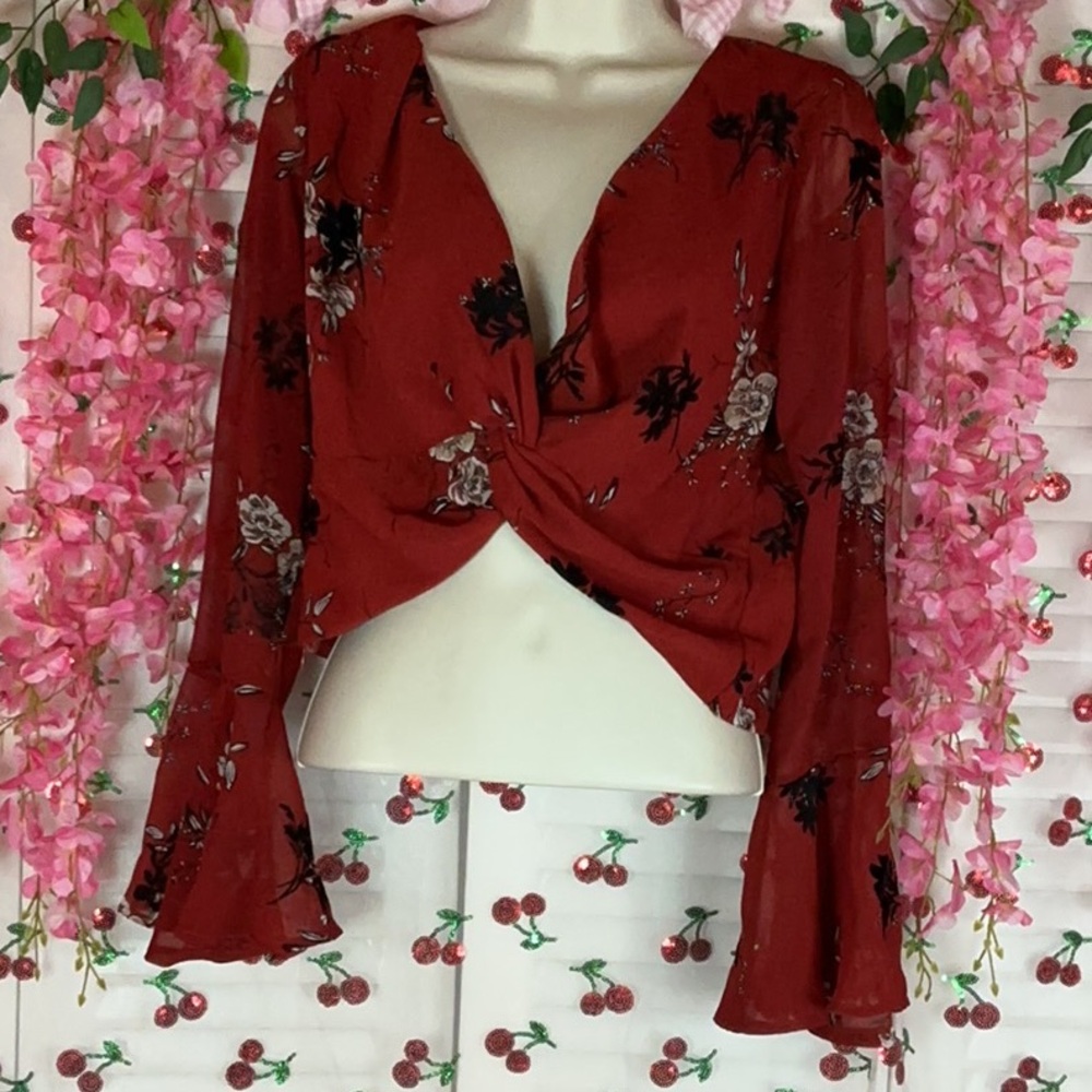 Red floral print crop top